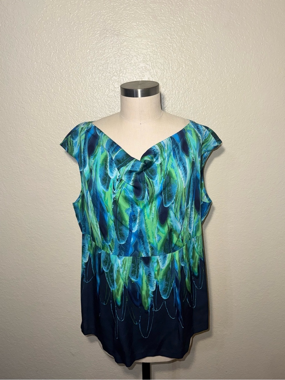 Classiques Entier Silk Feather Print Blouse XL Coastal Resort Luxe Top